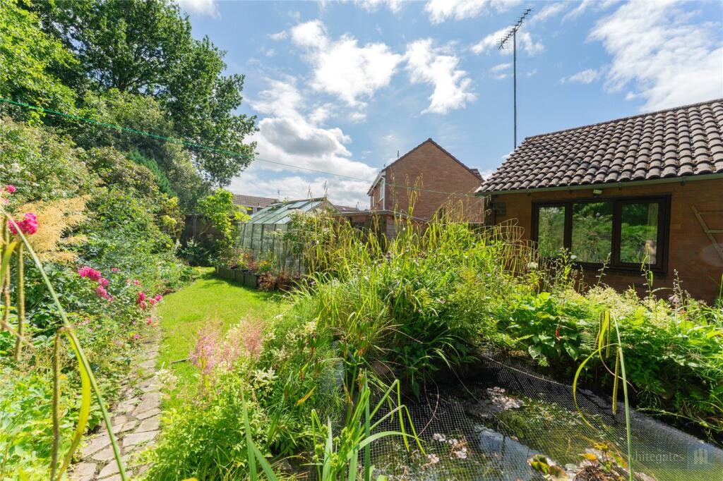17 Delamere Close external property image 5