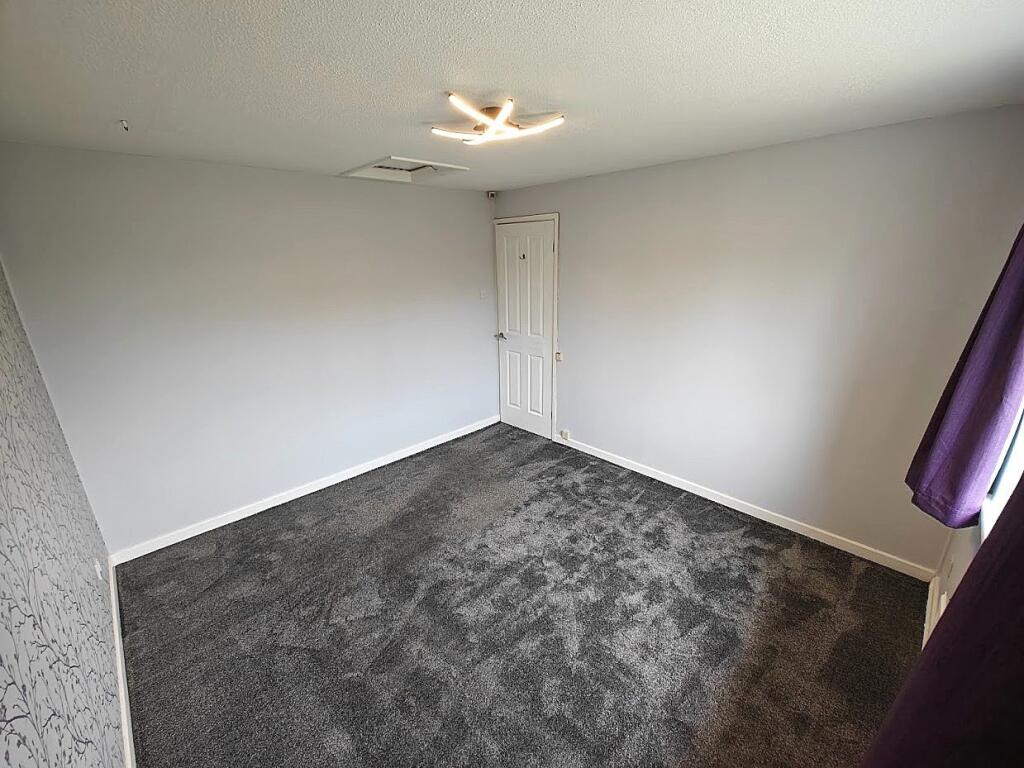 172 The Pewfist internal property image 6