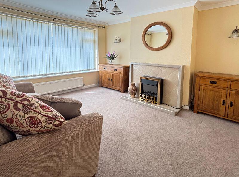 18 Sherwood Green internal property image 2