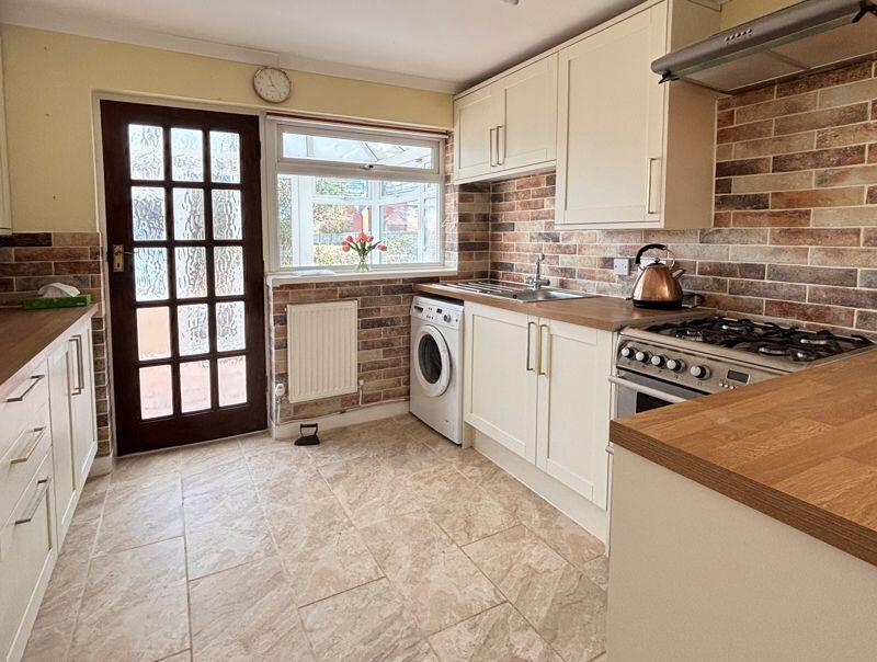 18 Sherwood Green internal property image 4