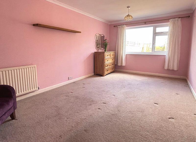 18 Sherwood Green internal property image 6