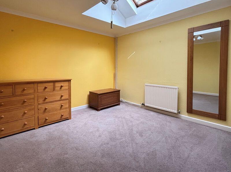 18 Sherwood Green internal property image 8