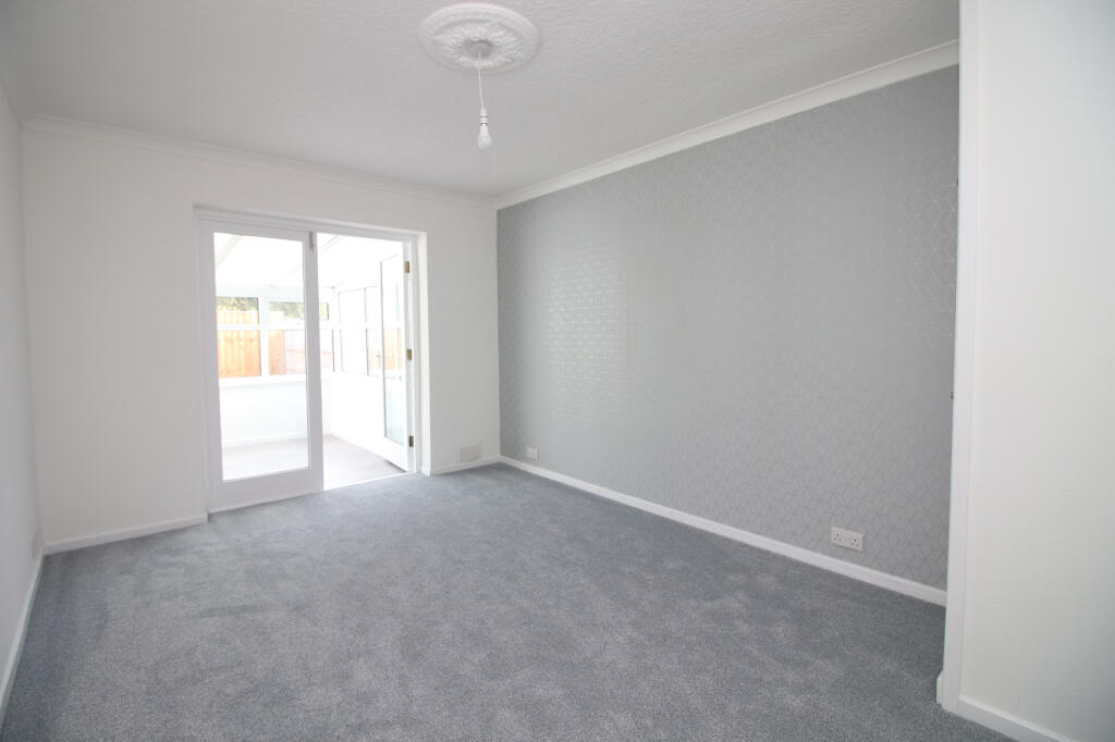 35 Blenheim Drive internal property image 7
