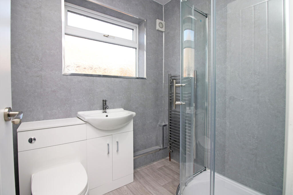 35 Blenheim Drive internal property image 9