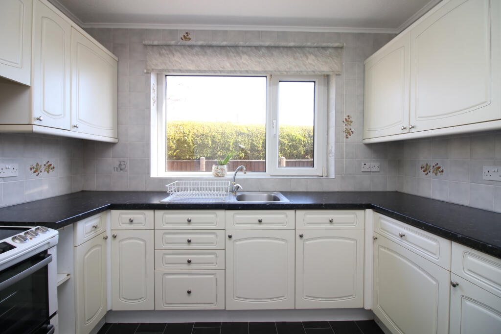 39 Wentworth Drive internal property image 2