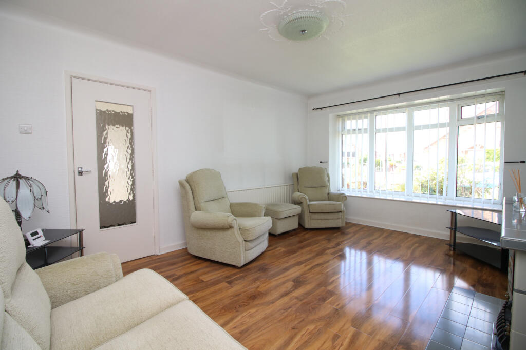 4 Clifton Road internal property image 4