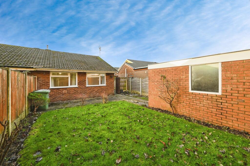 42 Heathfield Avenue external property image 3