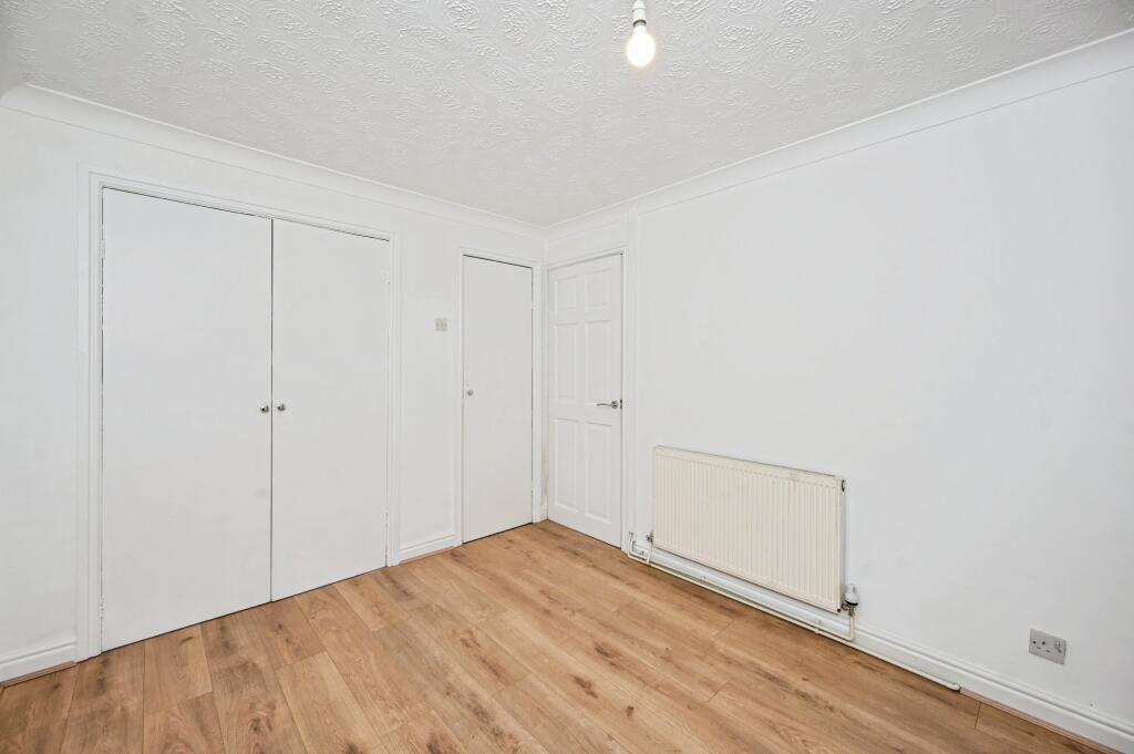 42 Heathfield Avenue internal property image 9