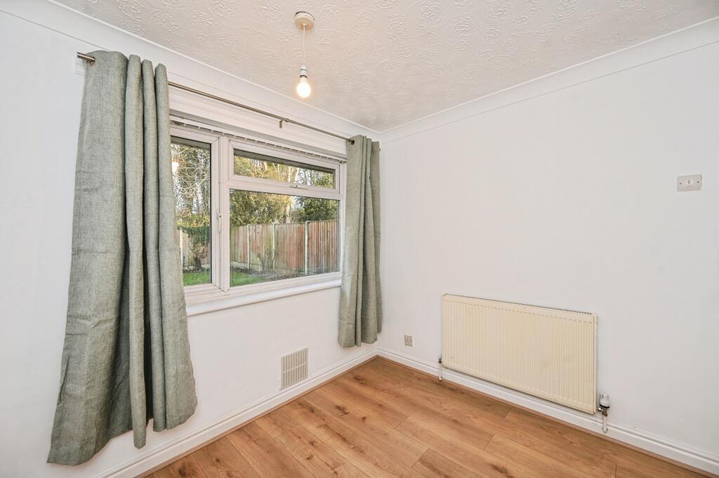 42 Heathfield Avenue internal property image 12