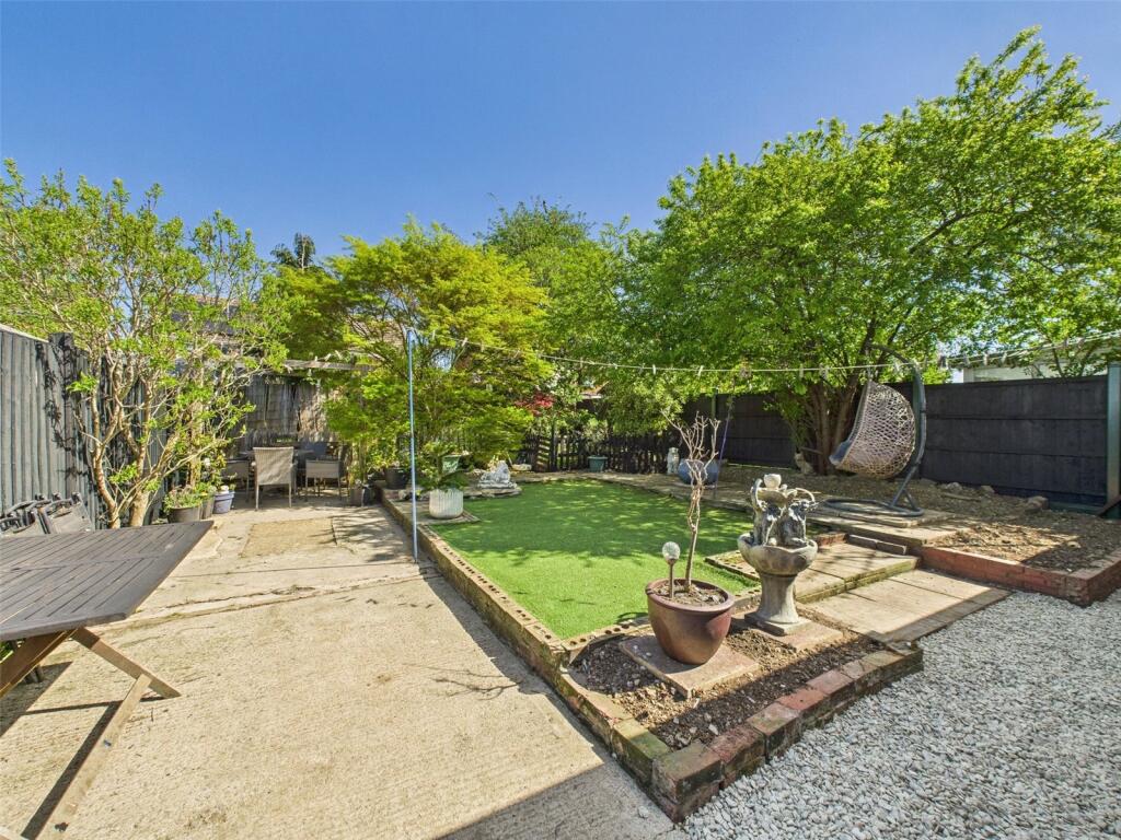 45 Oxstalls Drive external property image 2