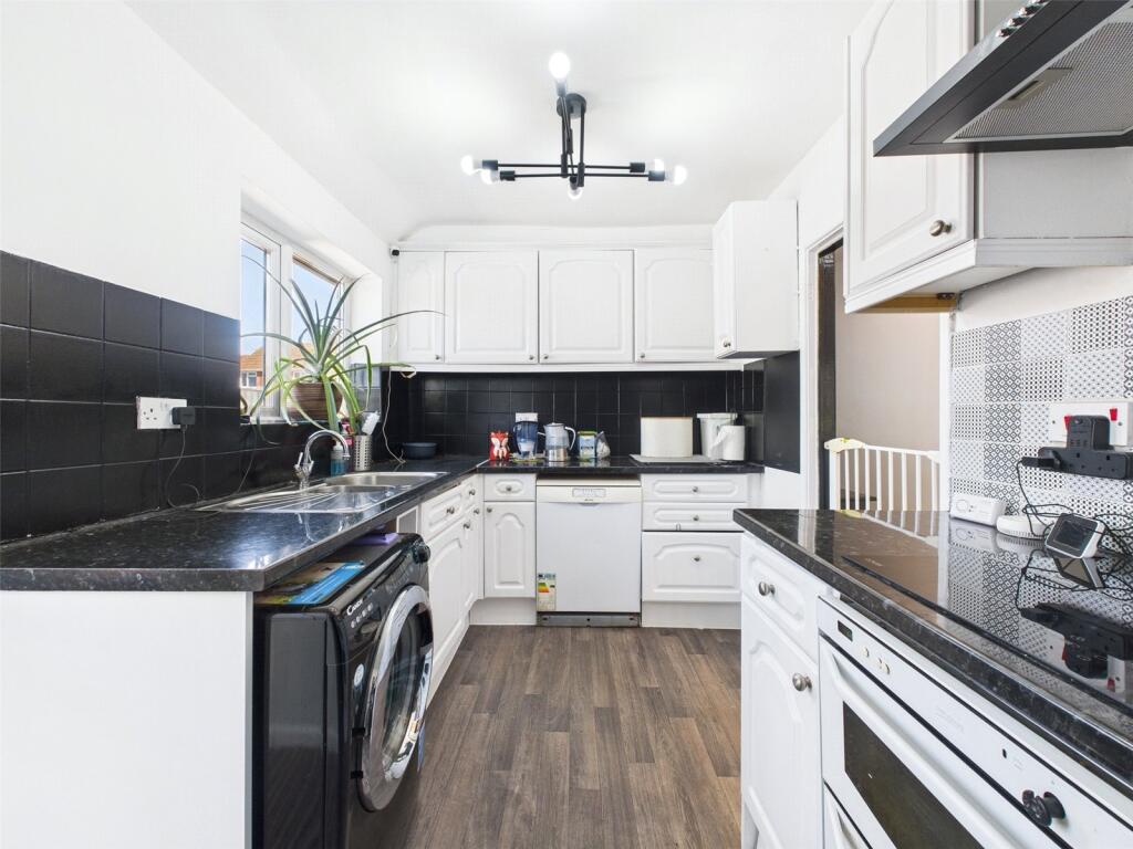 45 Oxstalls Drive internal property image 1