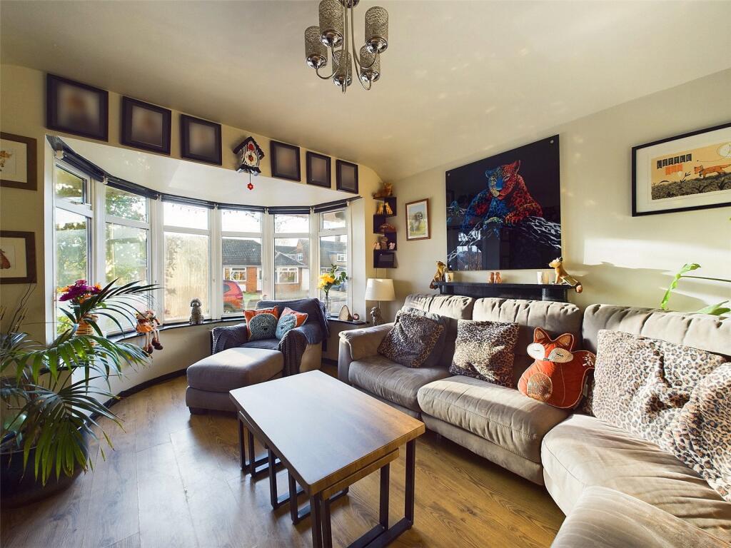 45 Oxstalls Drive internal property image 2