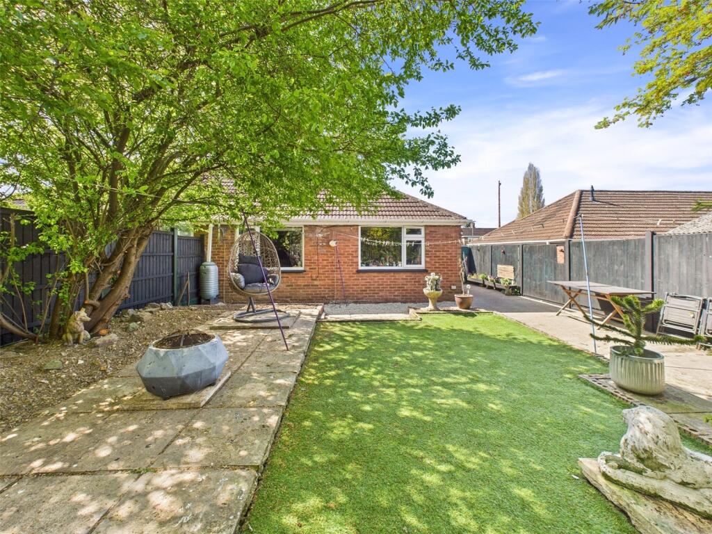 45 Oxstalls Drive external property image 4