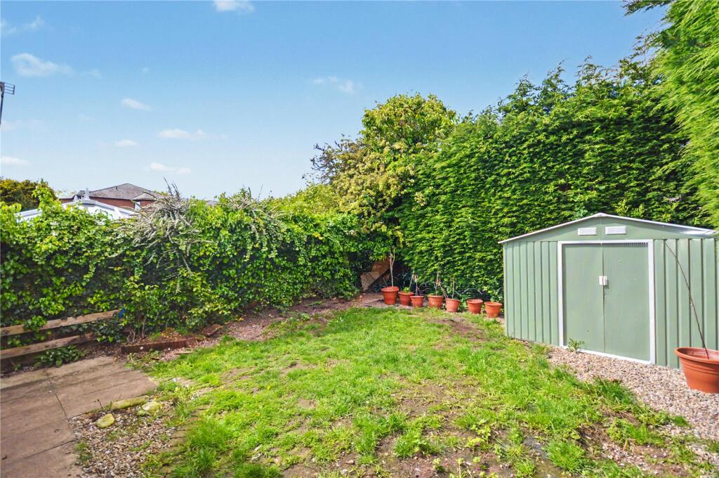 7 Thorpe Gardens external property image 2